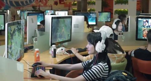 网瘾少年曾渴望零花钱，如今职业选手凭电竞实现财务自由？(图9)