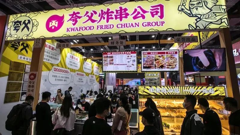 一顿饭80元，喜烧夜肉夹馍创始人卖“爱马仕炸串”，门店触达万家(图3)