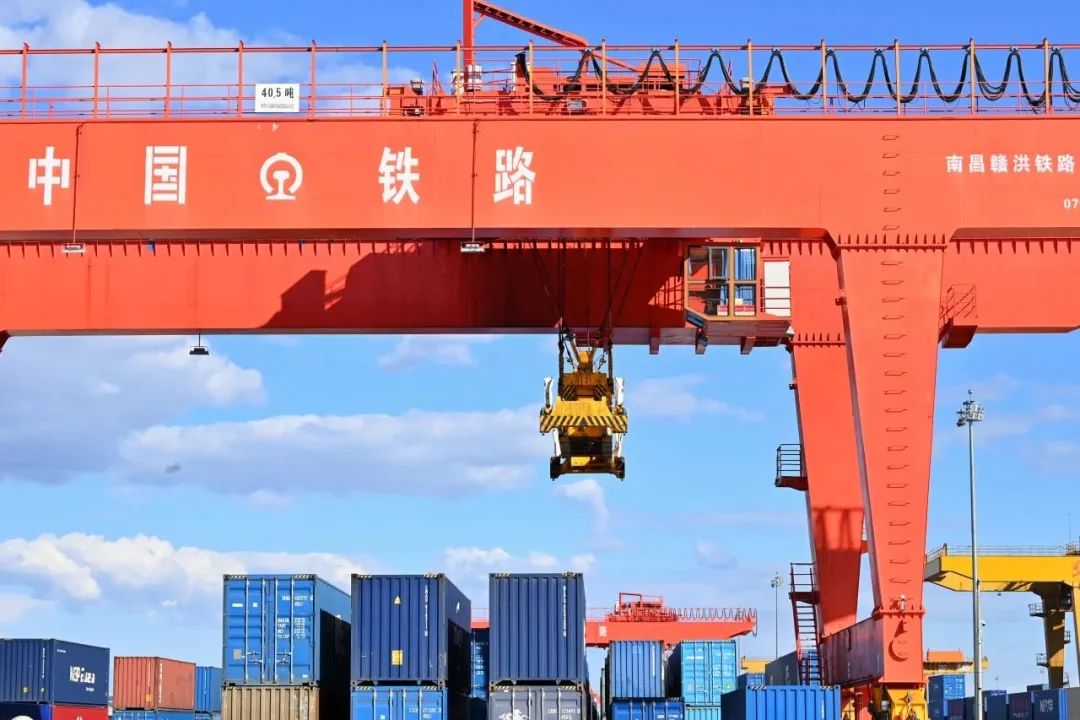 前三季度中国国家铁路集团有限公司营业总收入及盈利情况(图7) 前三季度中国国家铁路集团有限公司营业总收入及盈利情况(图7)